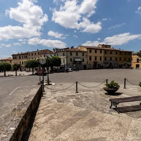 La Piazza - Con Vista